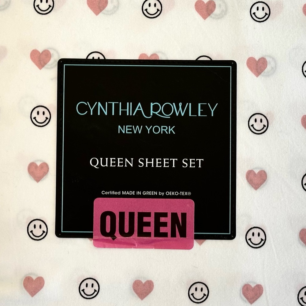 Cynthia Rowley Queen Sheets Set Pink Hearts & Smiley Faces NEW Sustainably Made - Picture 4 of 5